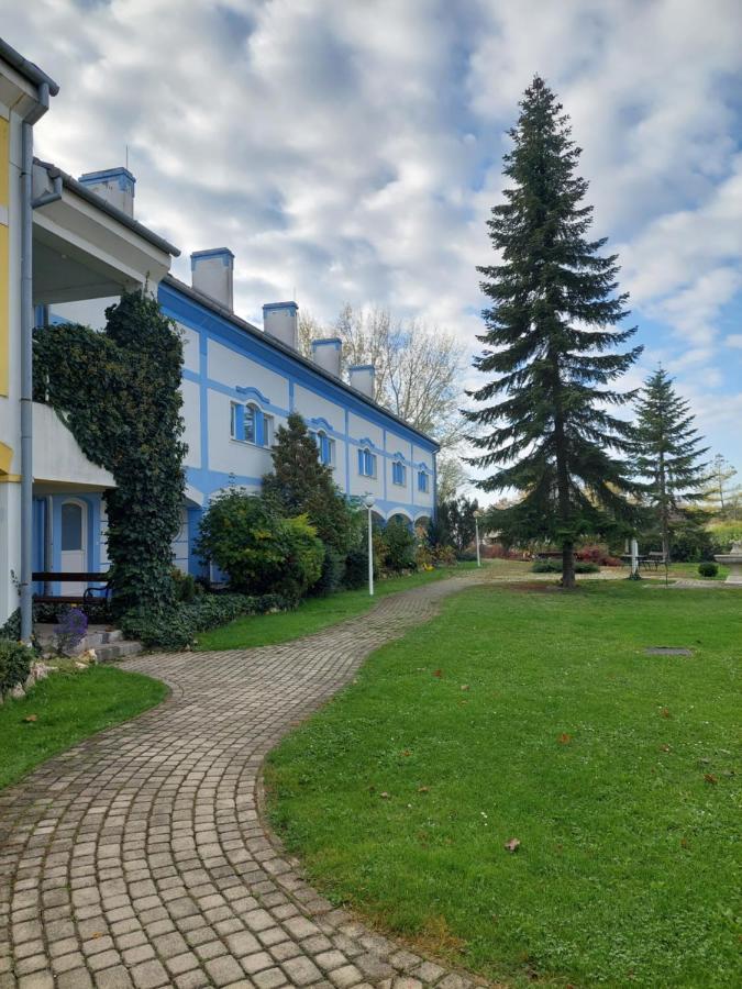 Mosonmagyaróvár City Corner Thermal מראה חיצוני תמונה